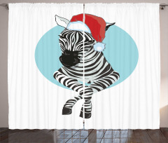 Yeniyıl Perde Mavi Daire İçinde Noel Baba Şapkalı Zebra 