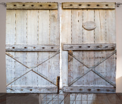 Country Rusty Wooden Door Curtain