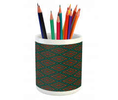 Retro Shape Pencil Pen Holder