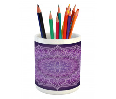 Hand-Drawn Lace Pencil Pen Holder