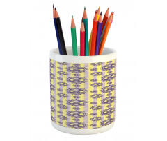 Graphic Wheel Pattern Pencil Pen Holder