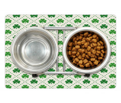 4 Leaf Shamrock Dots Pet Mat