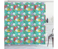 Blossoming Daisies Leaves Shower Curtain