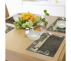 Paper Shamrocks Place Mats