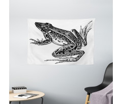 Dotted Exotic Amphibian Breed Wide Tapestry