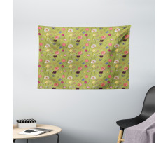 Messy Flowers on Green Wide Tapestry