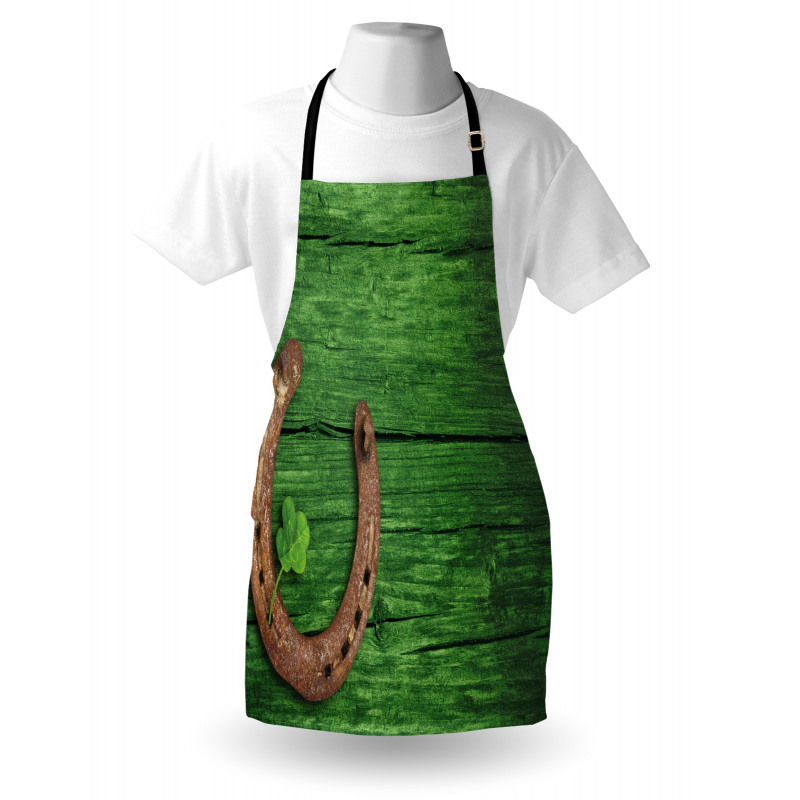 Rusty Horseshoe Shamrock Apron