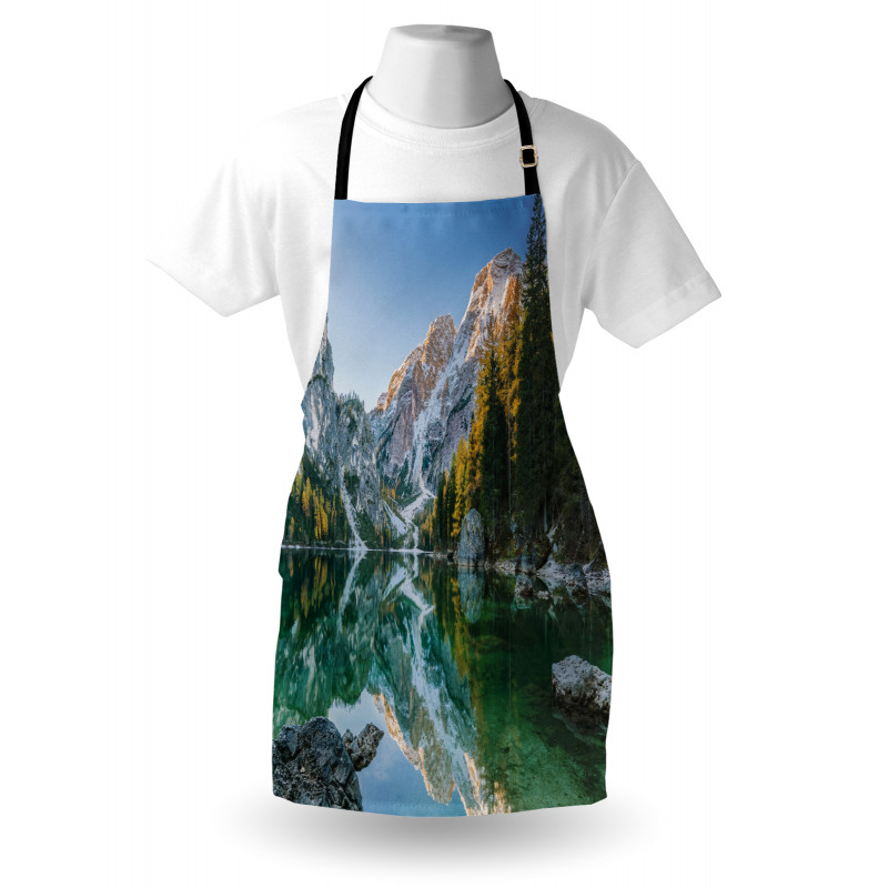 Fall View Lake Mountain Apron