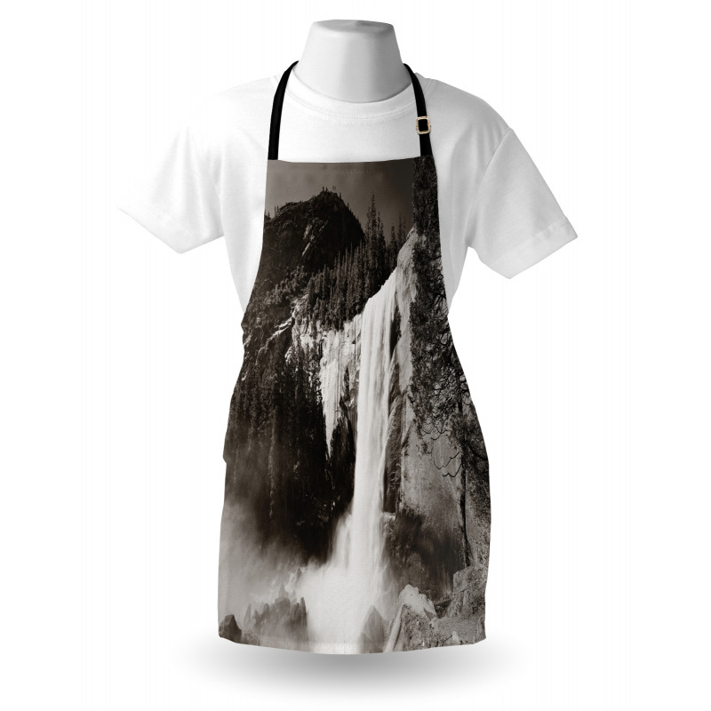 Waterfalls in Yosemite Apron