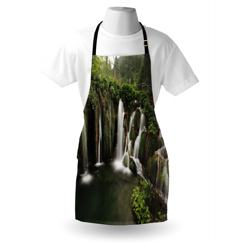 Crotian Round Waterfall Apron