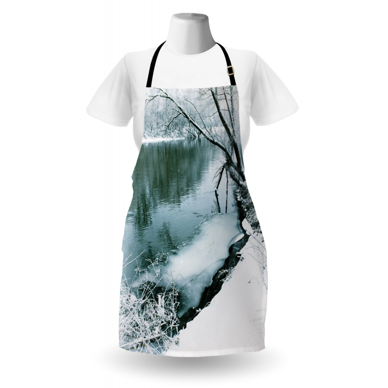 Winter Snowy Foliage Apron