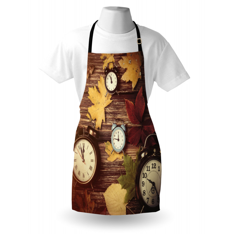 Clocks with Dry Leaves Apron