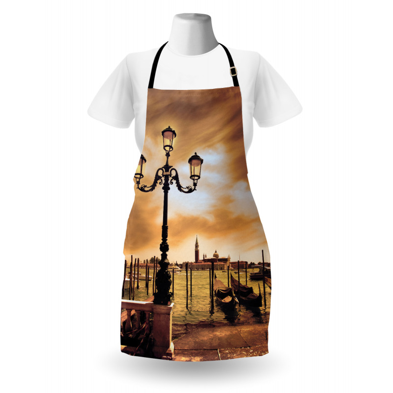 Lagoon Boats Saint Mark Apron