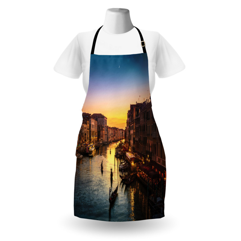 Famous Grand Canal Apron