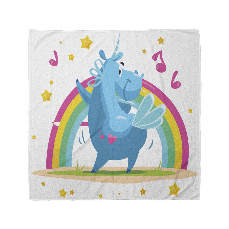 Unicorn Bandana Gökkuşağının Önünde Dans Eden Boynuzlu At