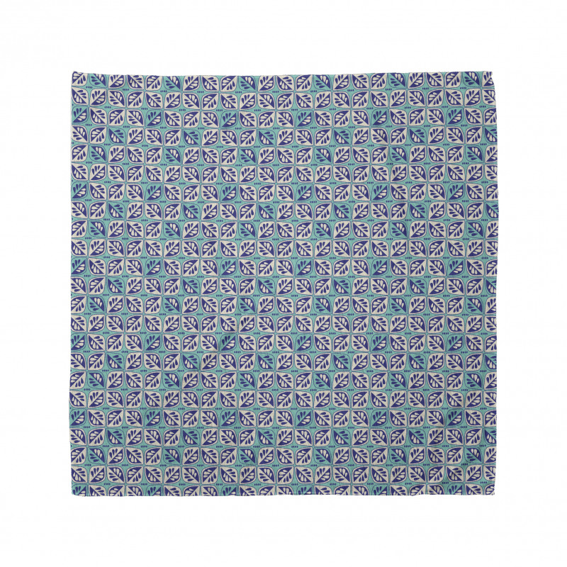 Soyut Bandana Pastel Tonlarda Simetrik Yaprak Tasvirleri