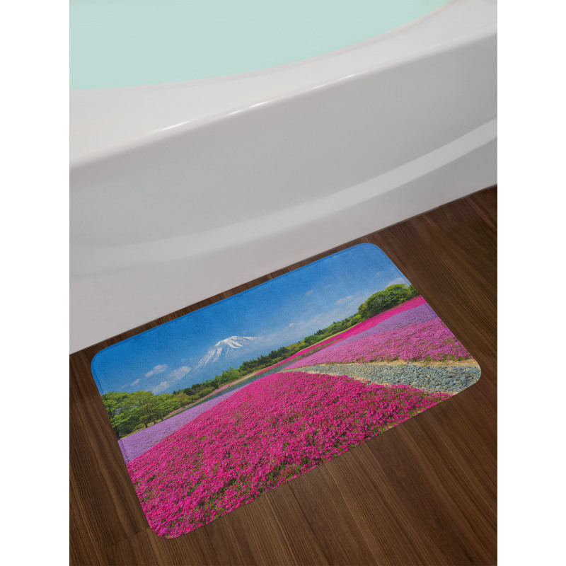 Flourishing Shibazakura Scene Bath Mat