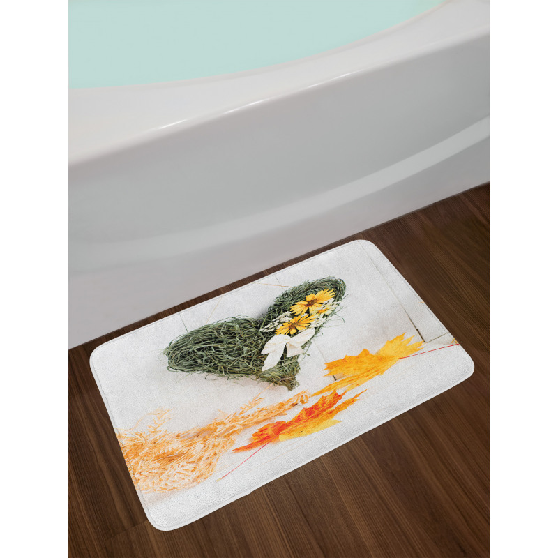 Dried Botany Heart Bath Mat