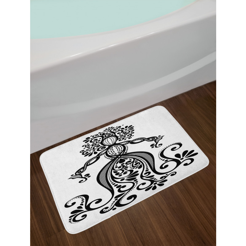 Woman Shape Vintage Ornate Bath Mat