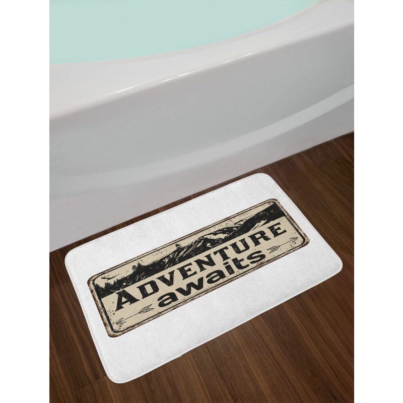 Rusty Art Mountain Bath Mat