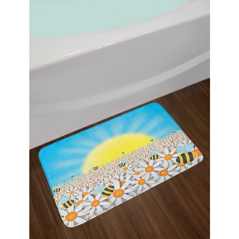 Daisies and Bees Bath Mat