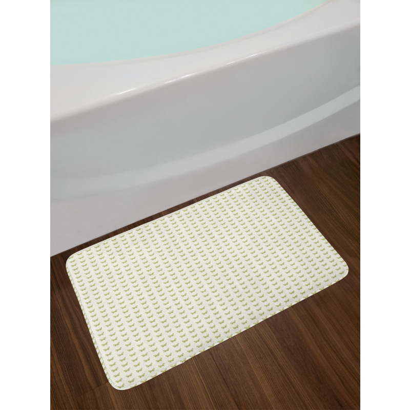 Dainty Flying Insects Bath Mat