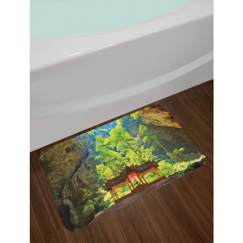 Latent Pavillion Cliff Bath Mat