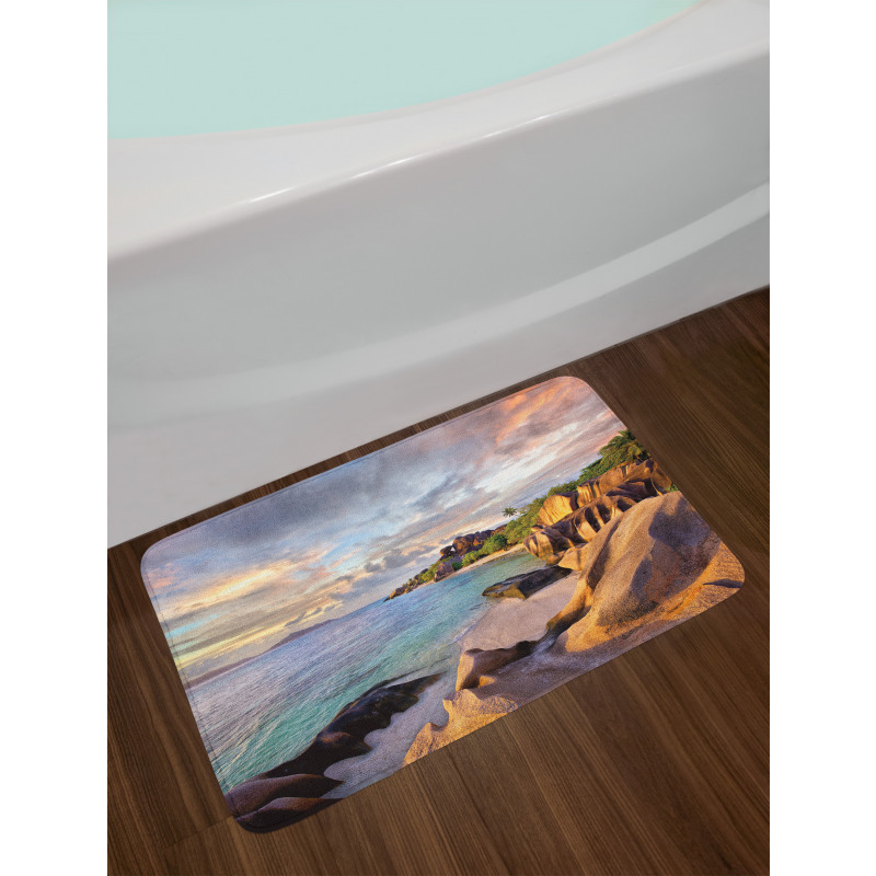 Rock Sandy Beach Island Bath Mat