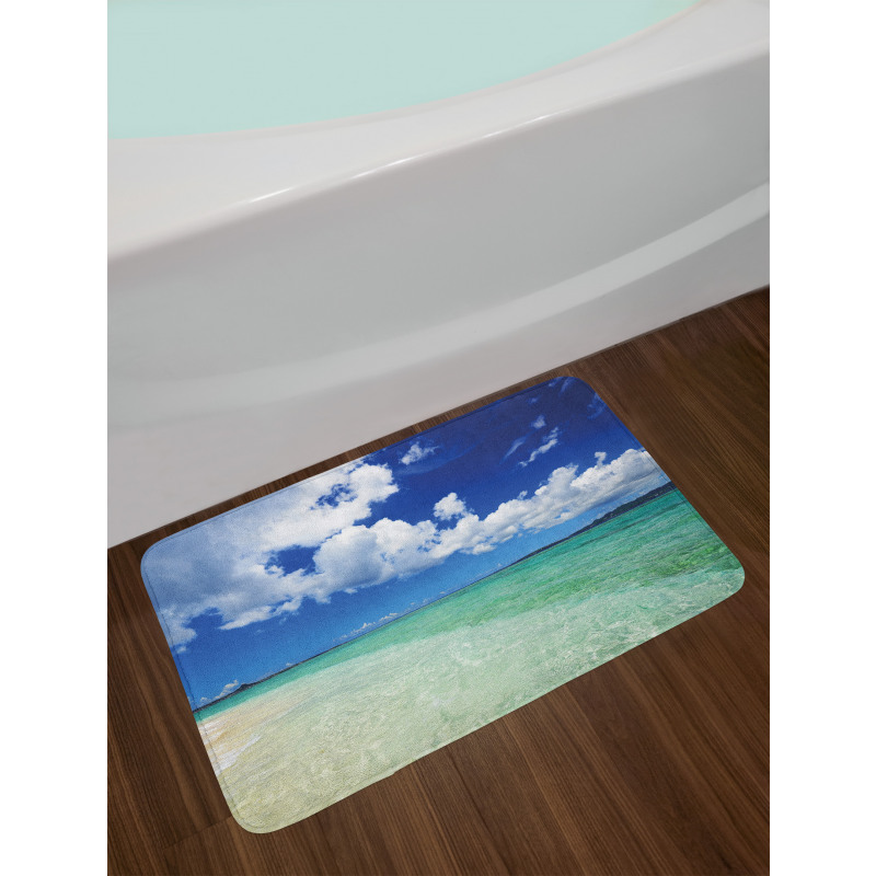 Island Sealife Wavy Sunny Bath Mat