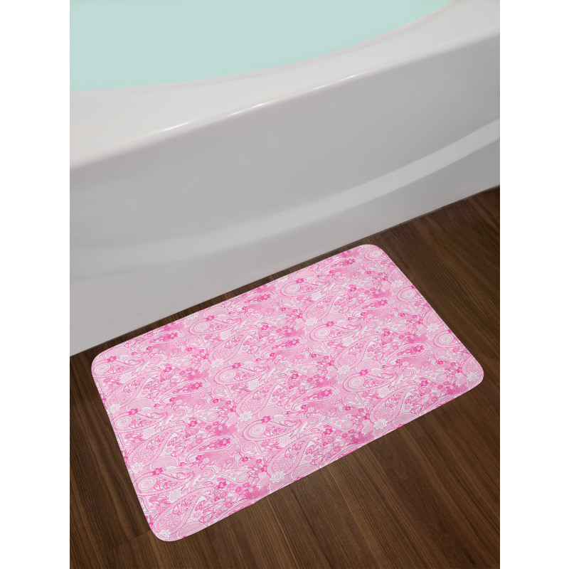 Paisley Leaves Bath Mat