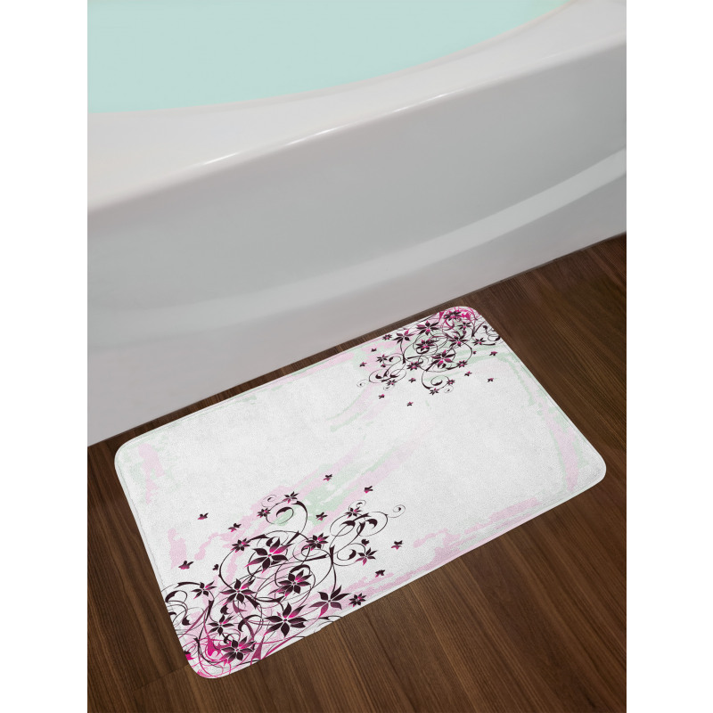 Grunge Flower Motif Leaf Bath Mat