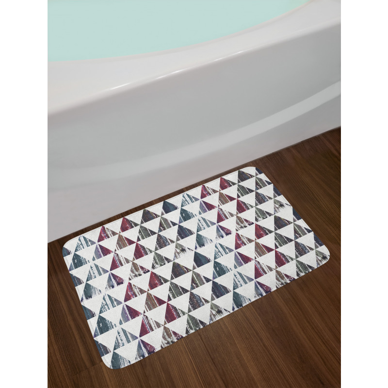 Egyptian Modern Pyramid Bath Mat