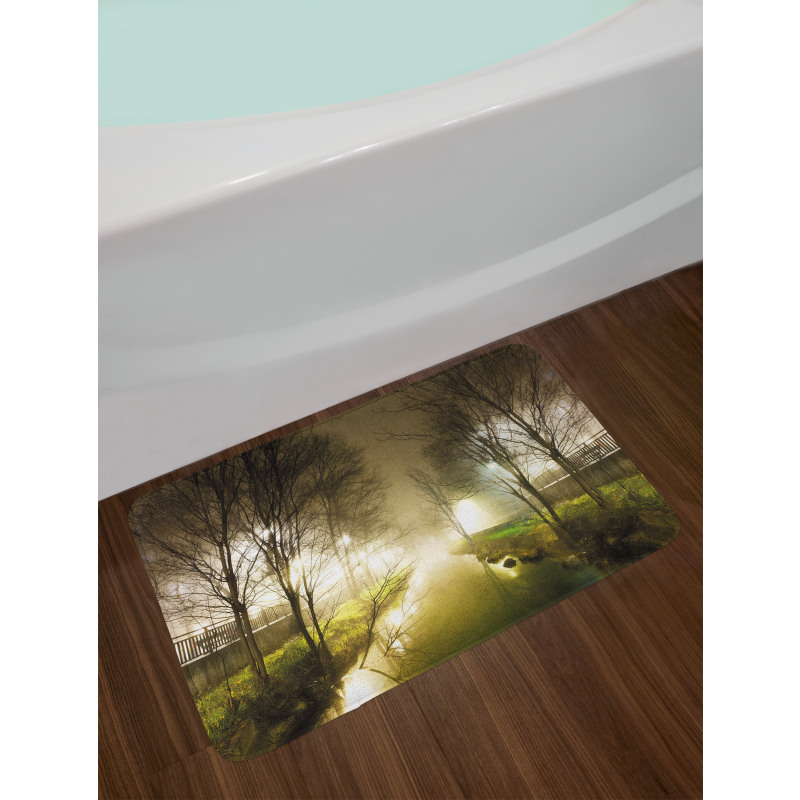 Water Channel Foggy City Bath Mat