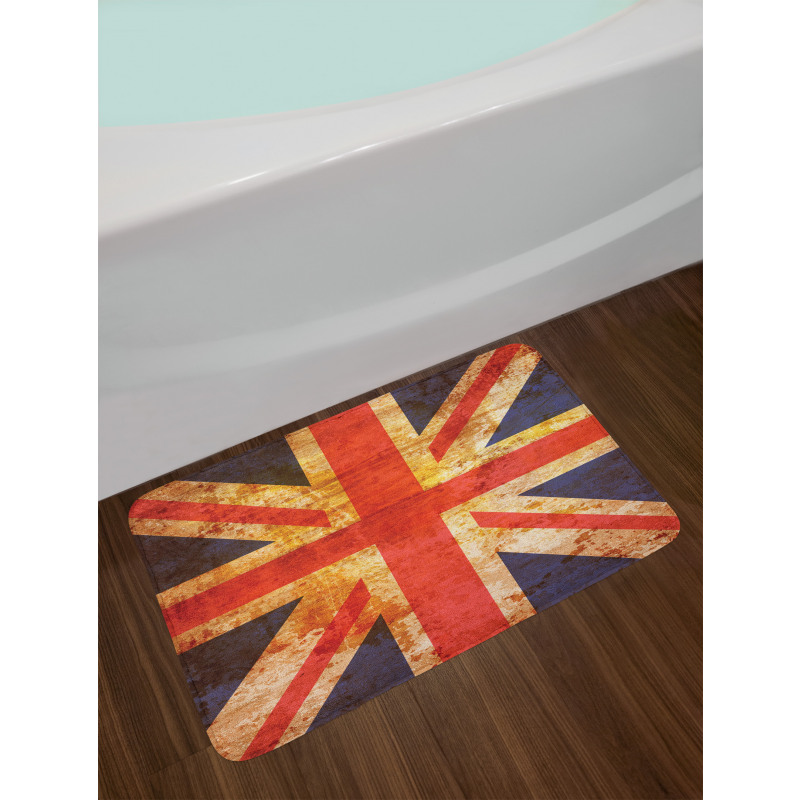 Union Jack Motif Grunge Bath Mat