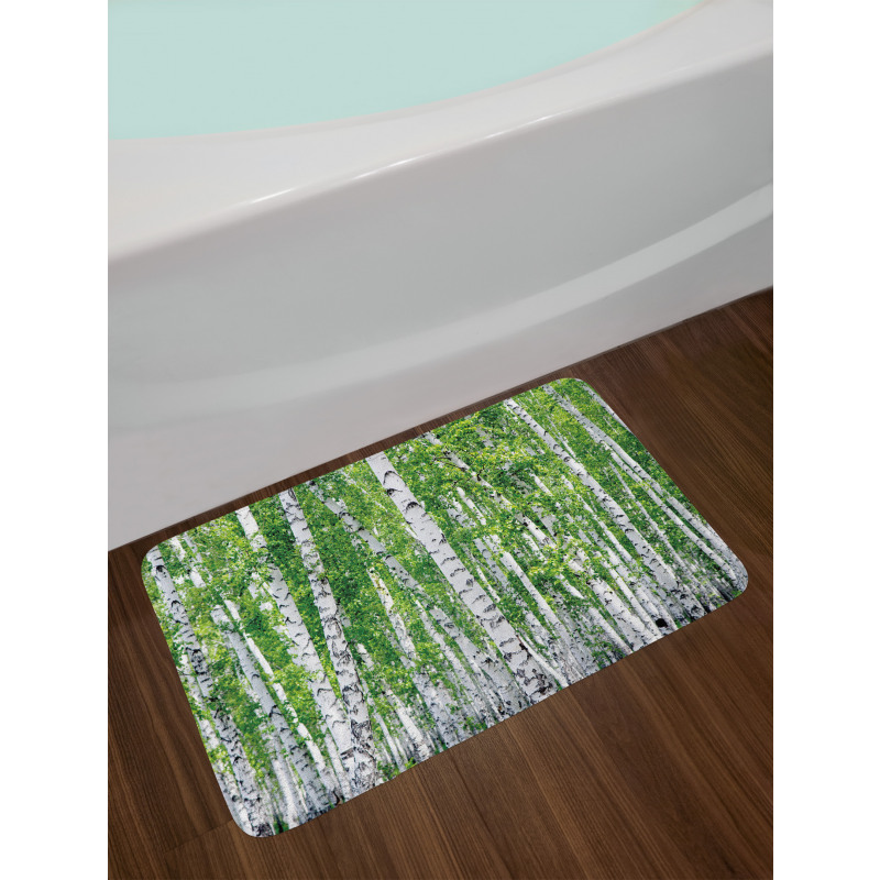 Fresh Summer Leaves Bath Mat