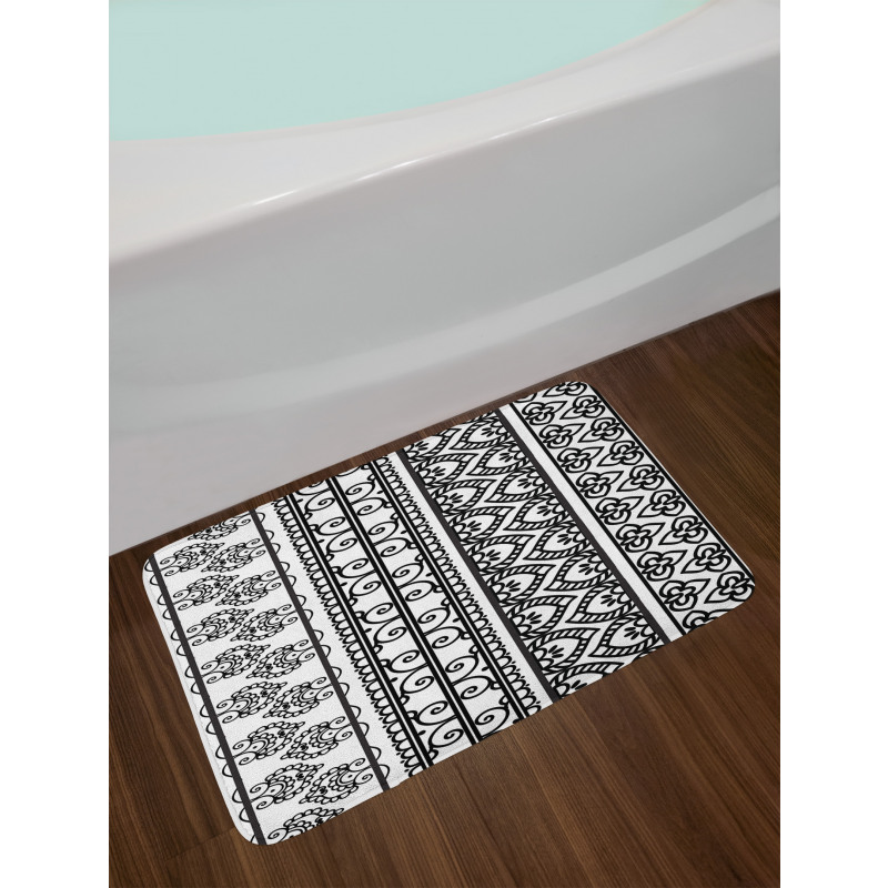 Swirls and Leaf Art Bath Mat