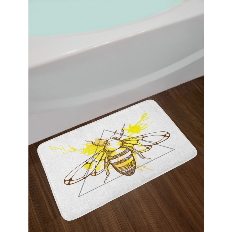 Color Splashed Bee Bath Mat