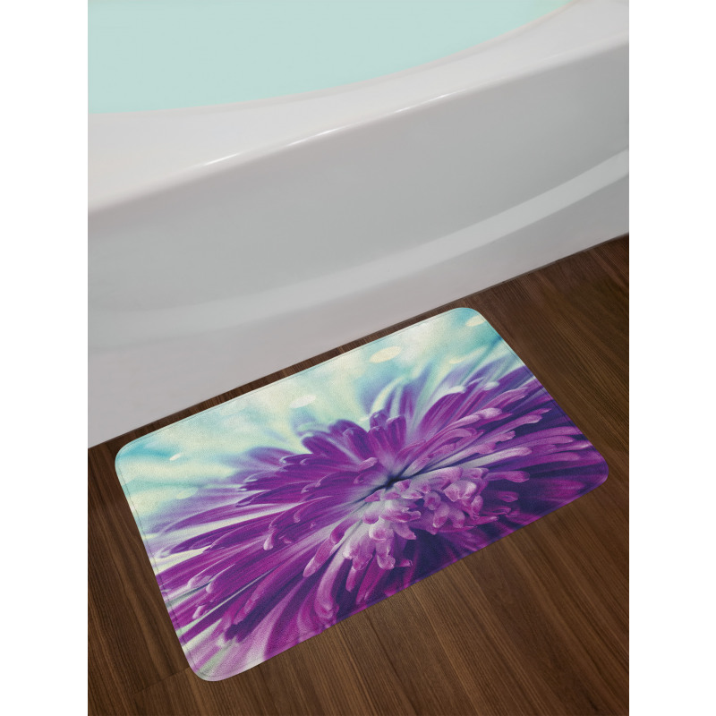 Blooming Floral Motifs Bath Mat