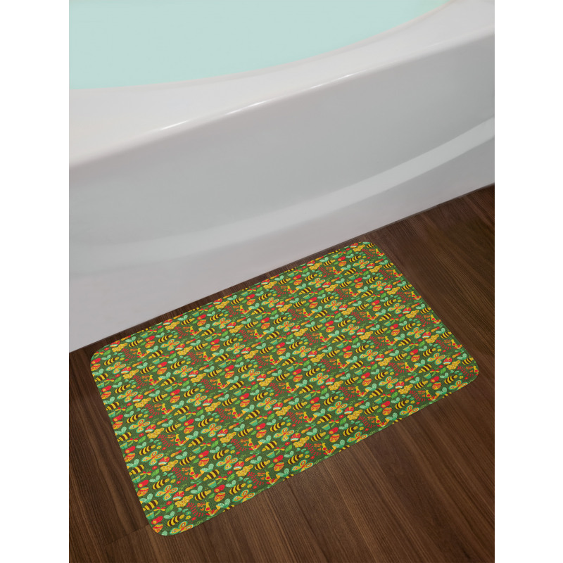 Summer Composition Insects Bath Mat