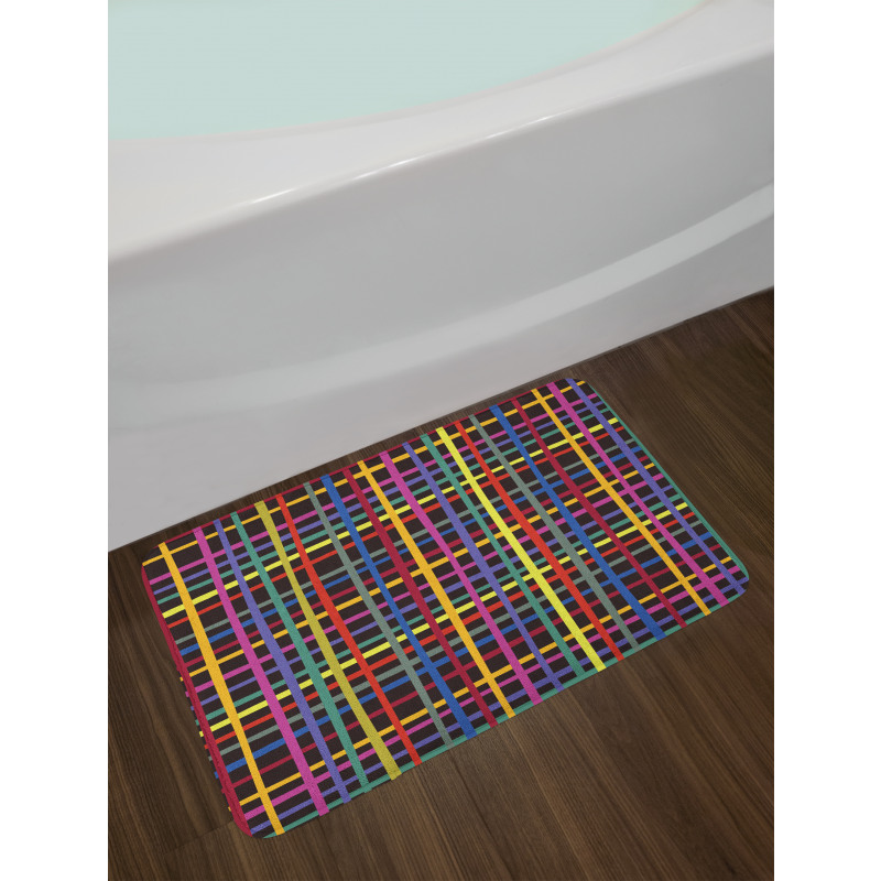 Minimalist Checkered Line Bath Mat