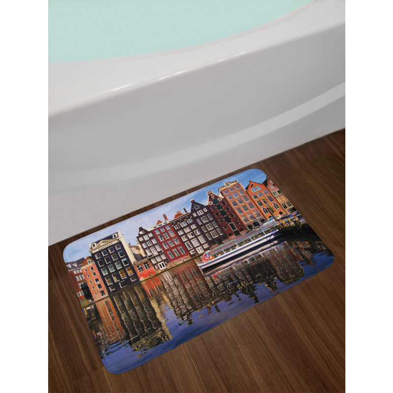 Traditional Old Houses Bath Mat