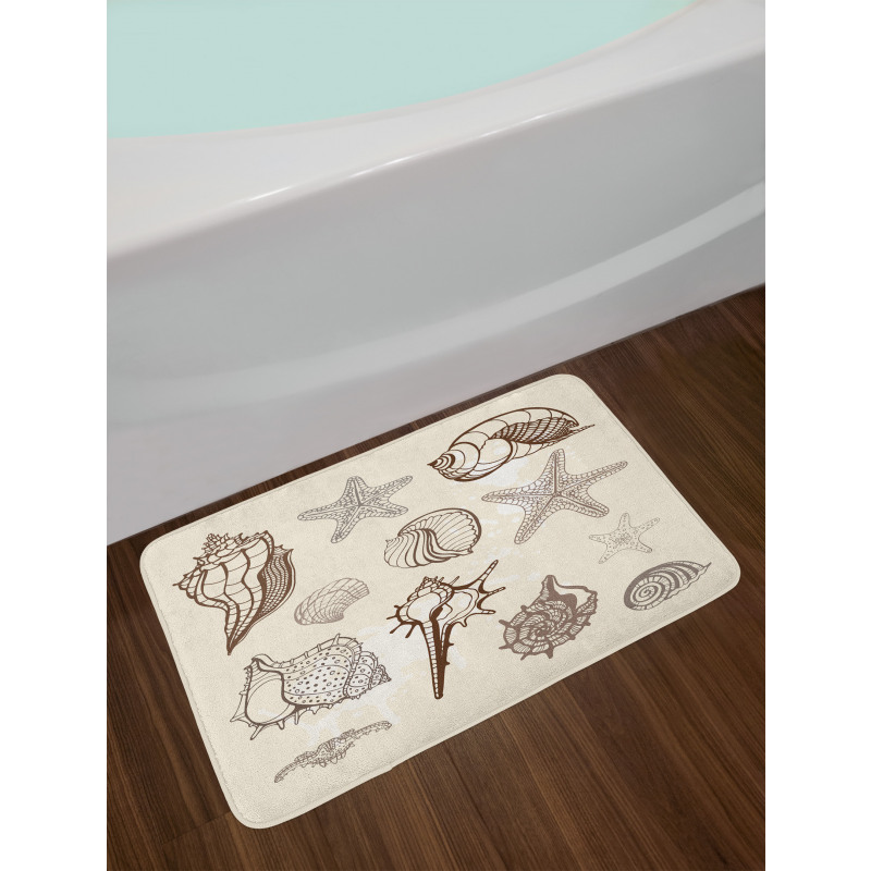 Grunge Outline Nautical Art Bath Mat