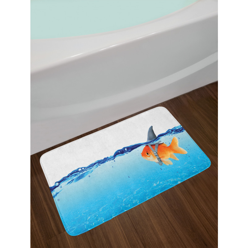 Small Fish with Shark Fin Bath Mat