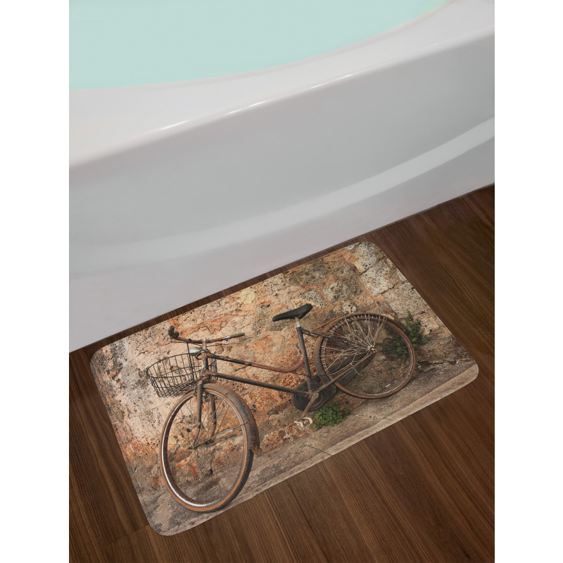 Rusty Vintage Bicycle Bath Mat