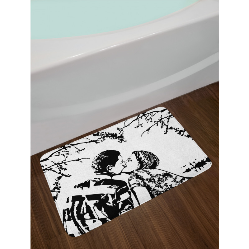 Young Couple in Love Print Bath Mat