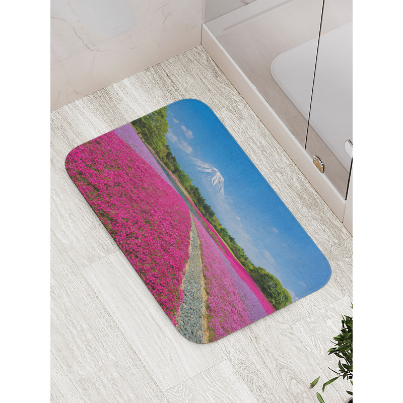 Flourishing Shibazakura Scene Bath Mat