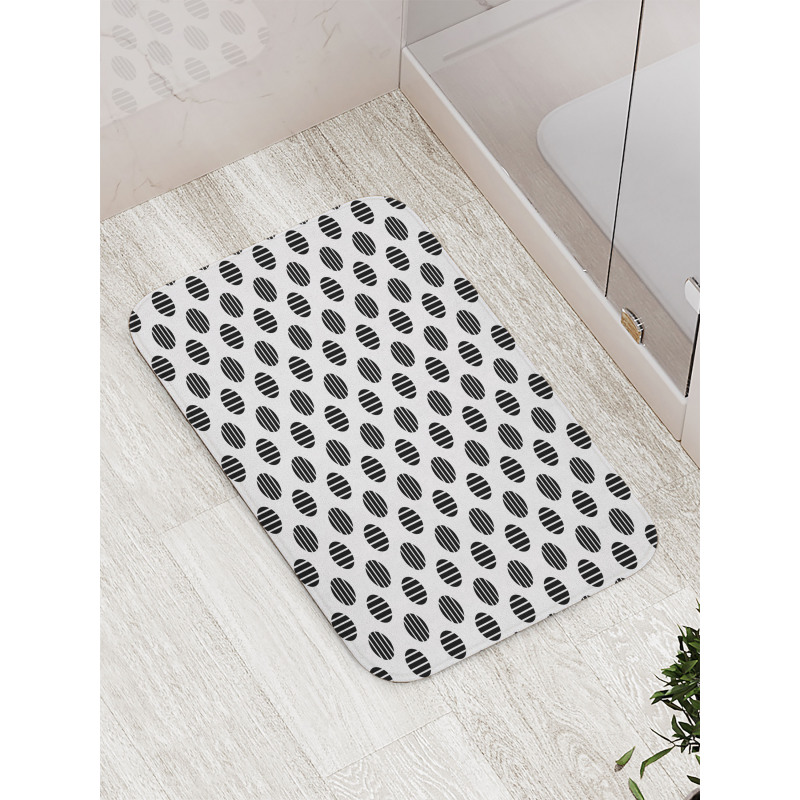 Modern Circles Bath Mat