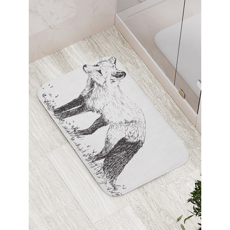 Sketchy Drawing on Animal Grass Bath Mat