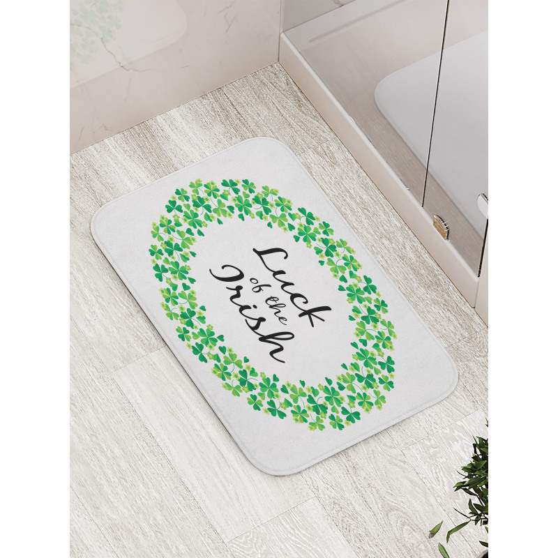 Clover Wreath Bath Mat