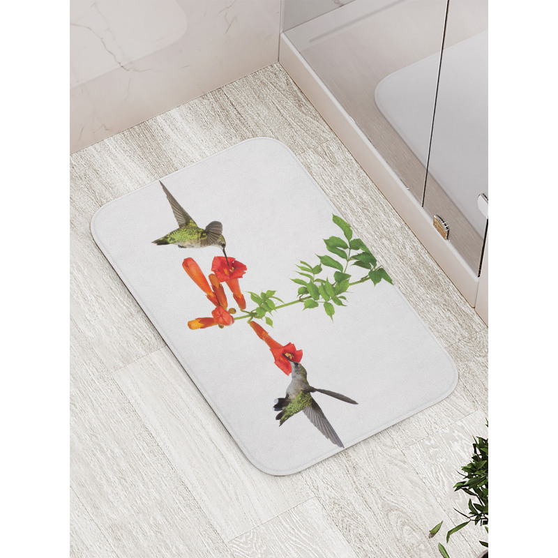 Hummingbird Nectar Sip Bath Mat